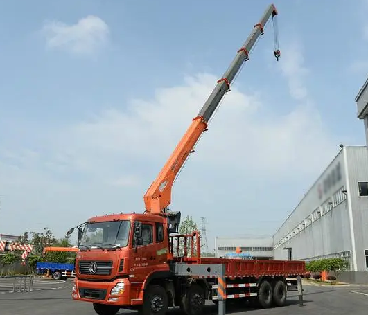 直臂吊機